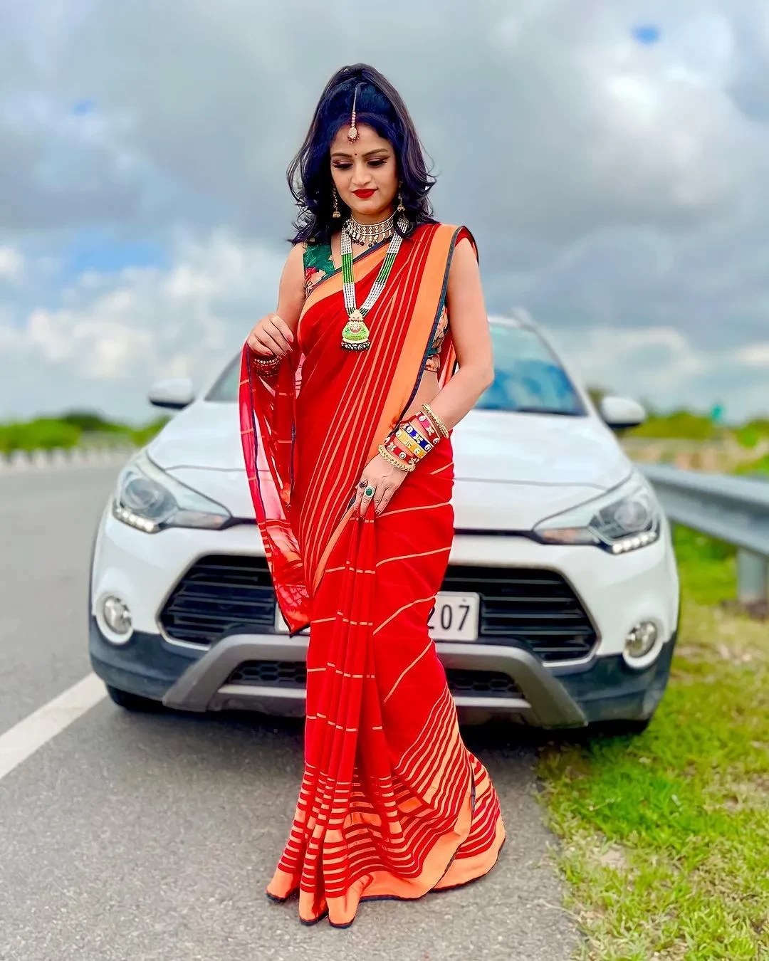 Beautiful Party Wear Stylish Saree with Unstitched Blouse (ANC0001)